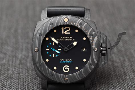 panerai 1950 vs luminor case|Panerai Luminor submersible 1950 carbotech.